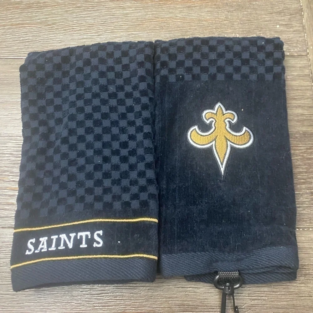 NFL Offiziell Team Crested Tri Fold Golf Towel. New Orleans Saints